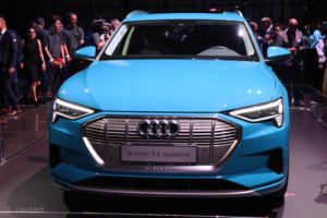 Audi e-tron elektromos autozas e-mobility SUV quattro