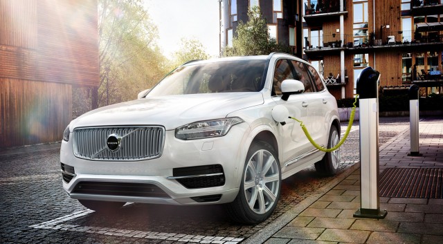 Triplázott a Volvo e-mobilitás terén