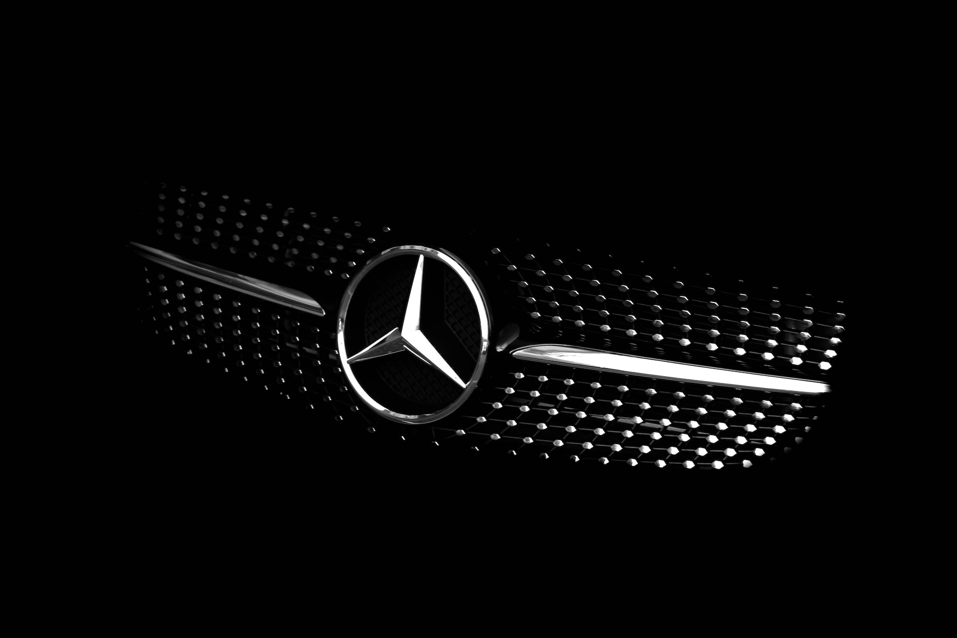 A Mercedes elektromos autói rekordot döntöttek
