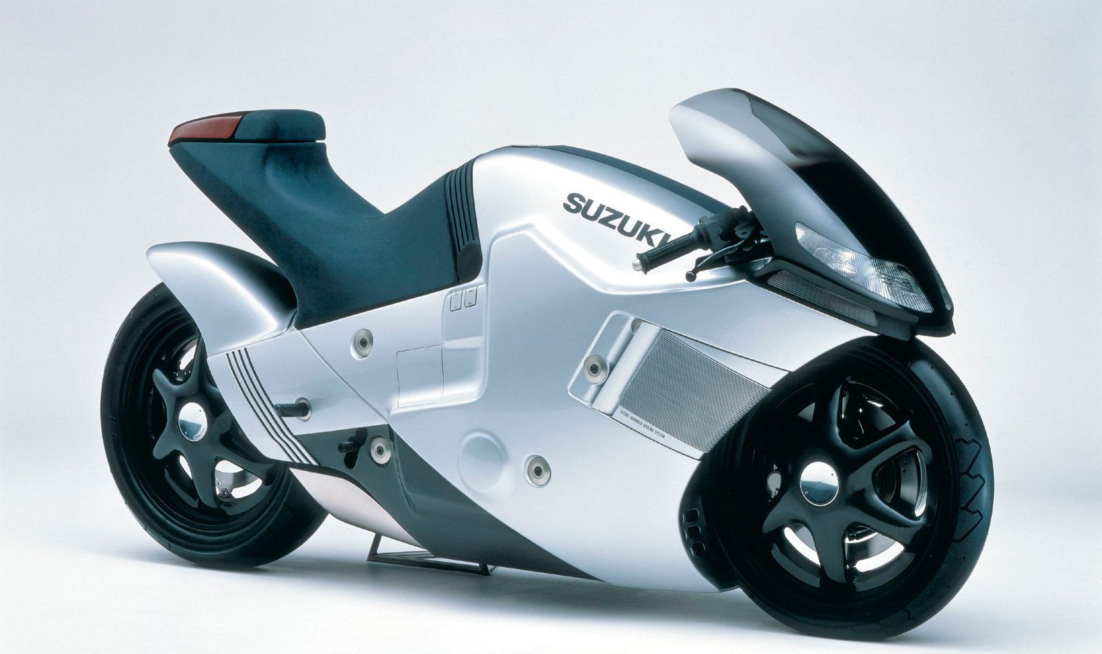Elektromos motorok a Suzuki-tól