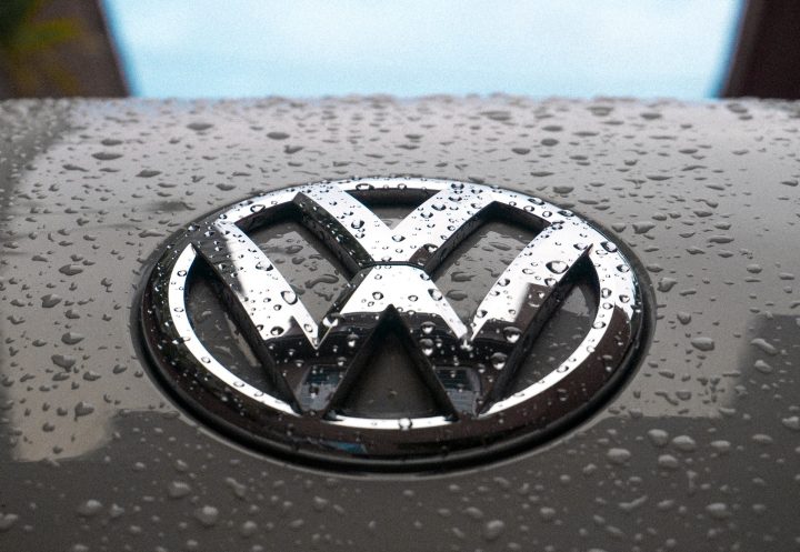 A Volkswagen is önvezető technológiát szeretne