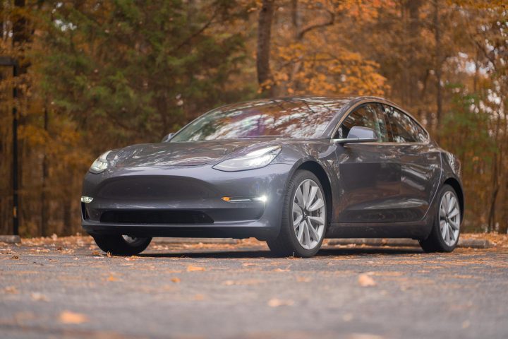 A Tesla Model 3 a legkeresettebb jármű