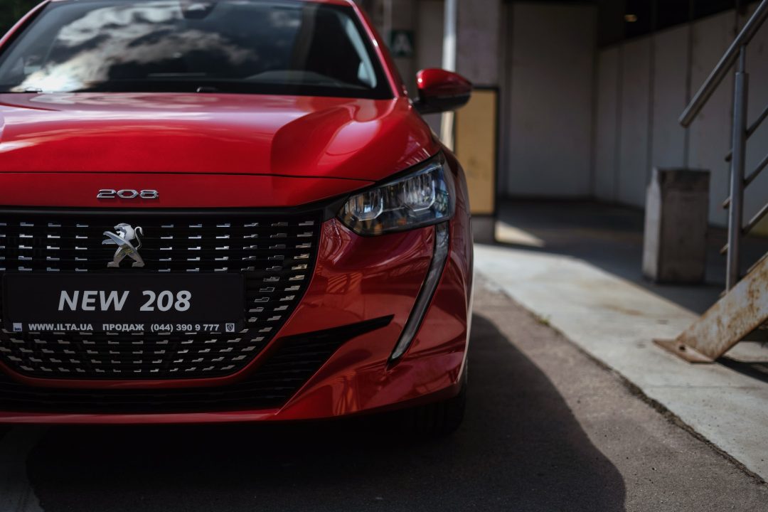 A Peugeot 5 új EV-t tervez