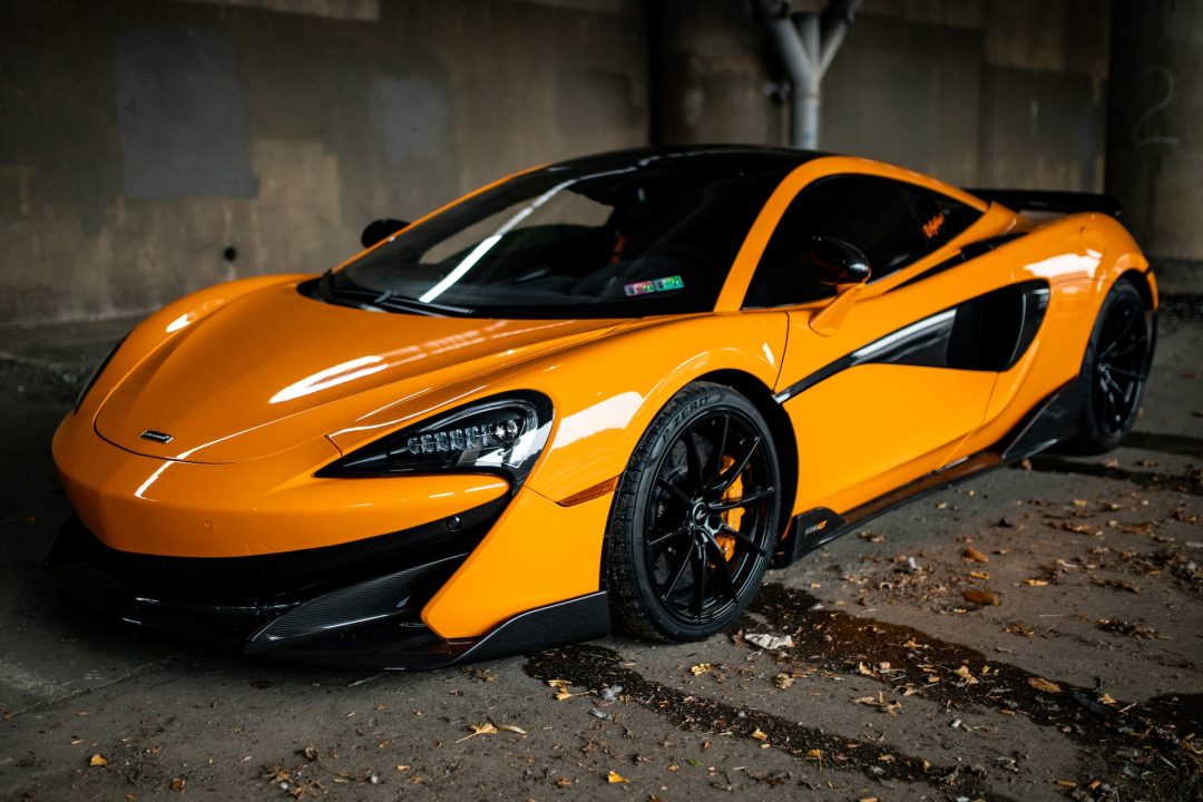 Csak 2030-ban érkezik az első elektromos McLaren