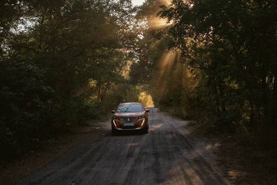 Érkezik a Peugeot e-3008